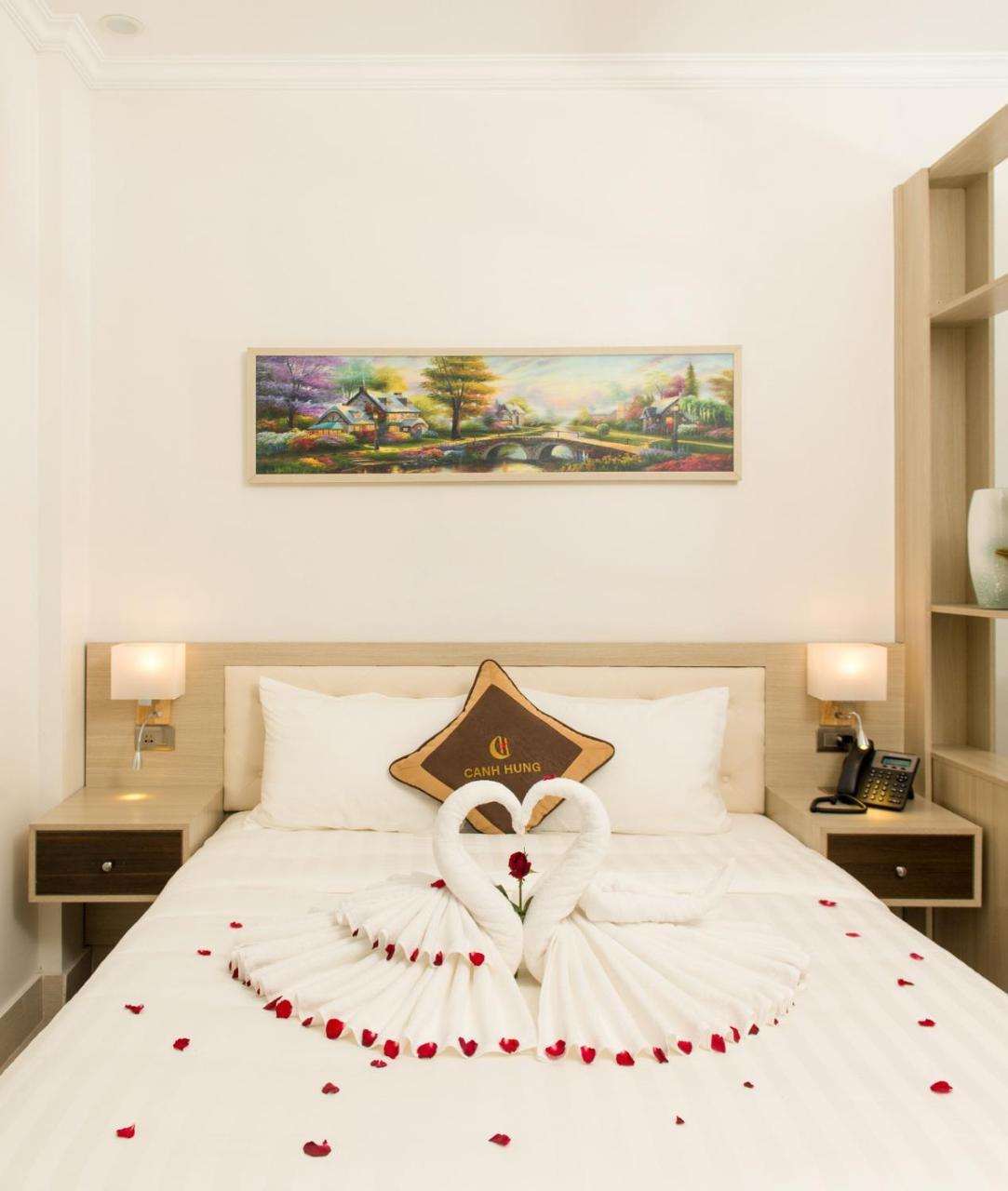 Canh Hung Palace Hai Phong Exterior photo